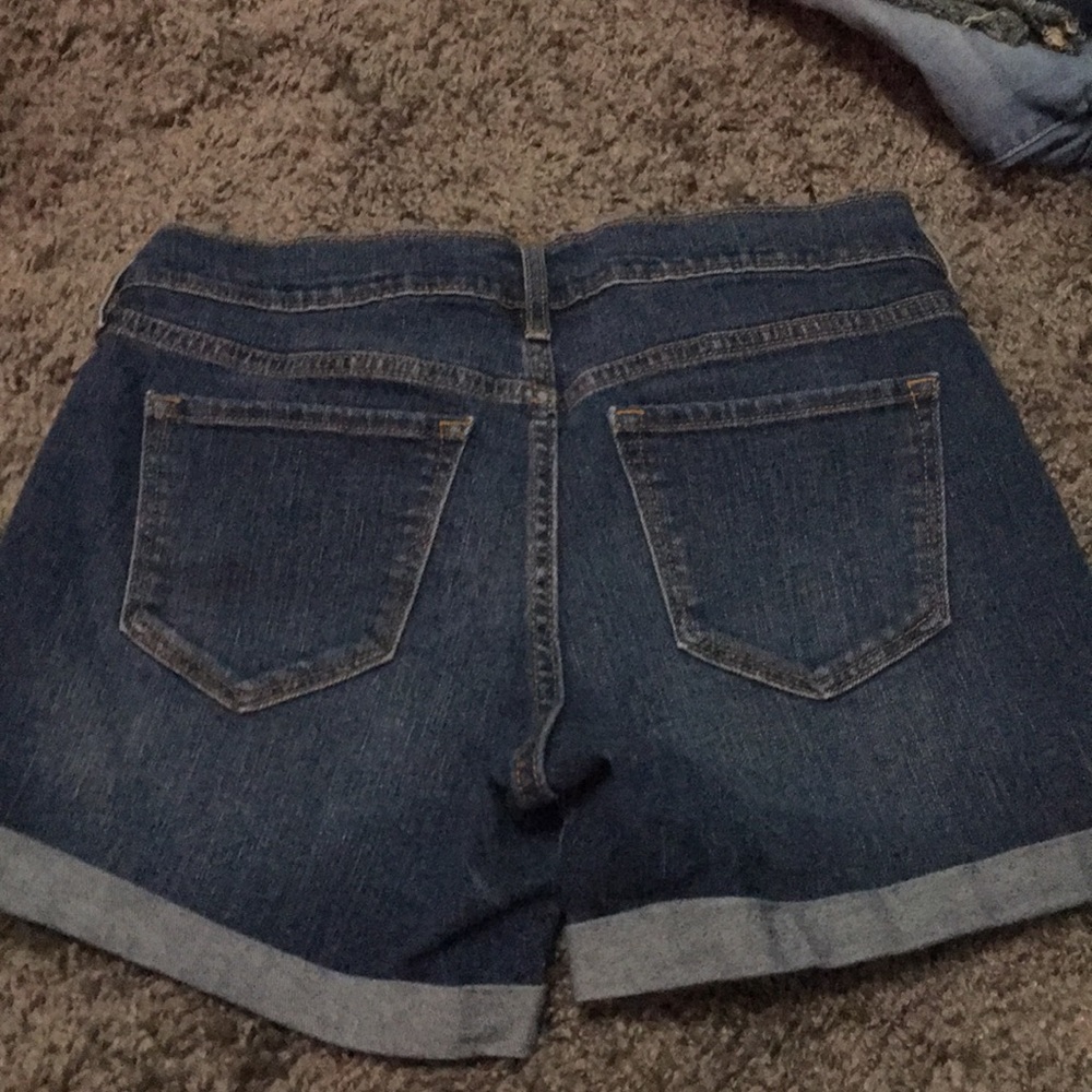 Shorts - Picture 2 of 2